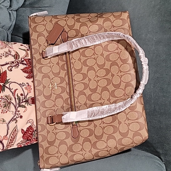 Coach Signature Gallery Tote Carryall Khaki/Saddle NEW w/Tag - Picture 12 of 14